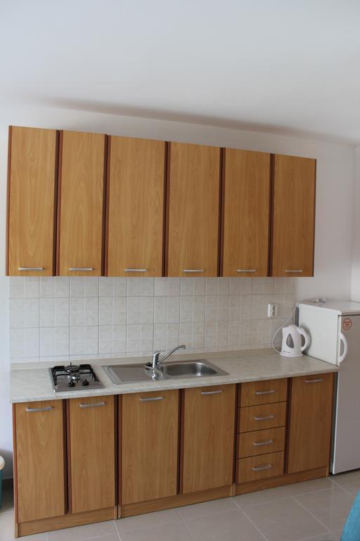 Apartments Istuk 비르 객실 사진