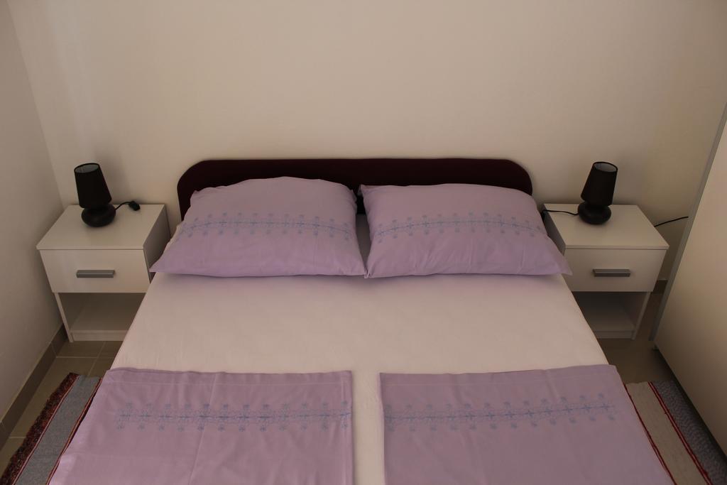 Apartments Istuk 비르 객실 사진